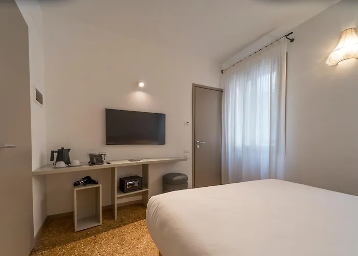 Ca' La Stampa Pensionat 3*
